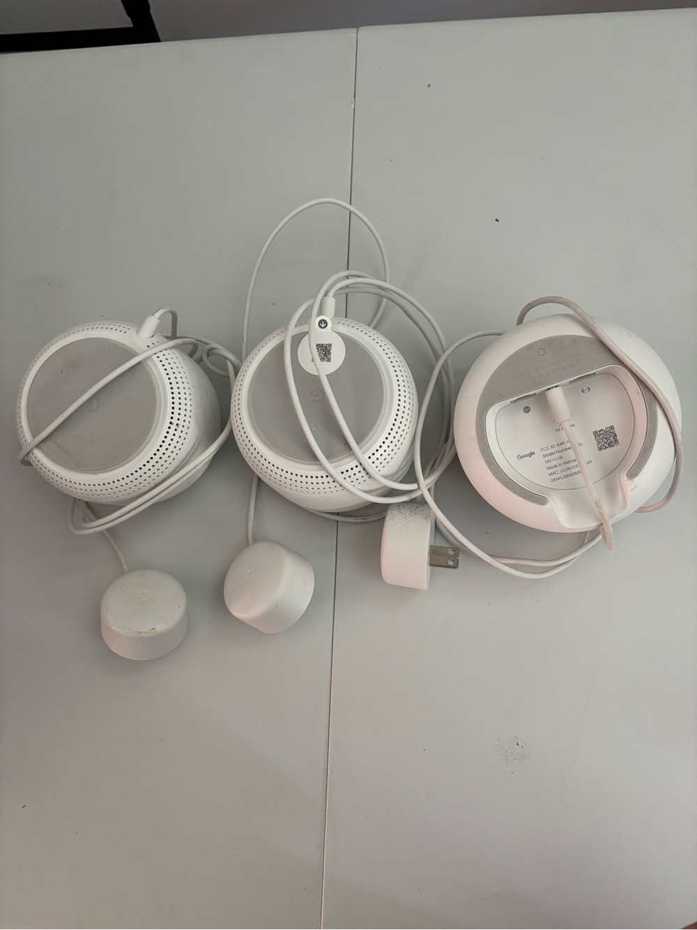 Google Nest Wifi Mesh System 3-Pack (Model H2D) AC2200 - Snow White - Picture 11 of 11